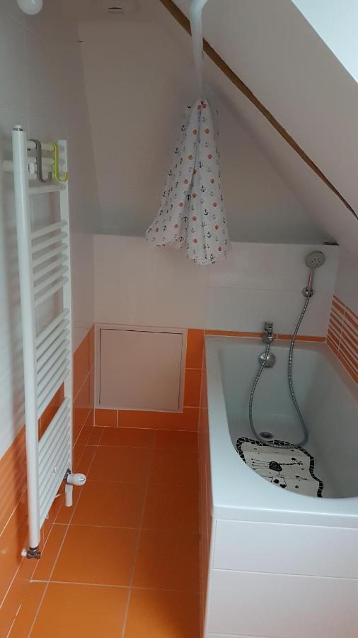 Maison Bethanie Russy Bagian luar foto